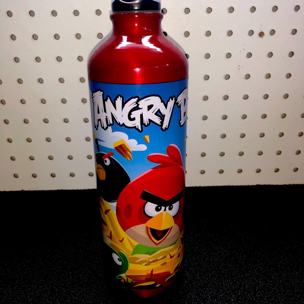 Angry Birds Classic 24 Oz Aluminum Water Bottle